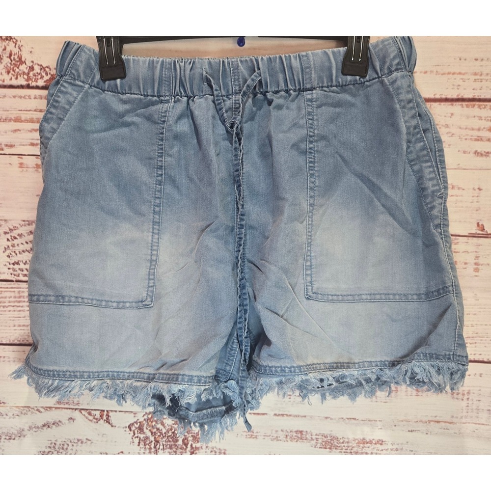 Light Wash Denim Look Lyocell Blend Frayed Hem Shorts Large NWOT